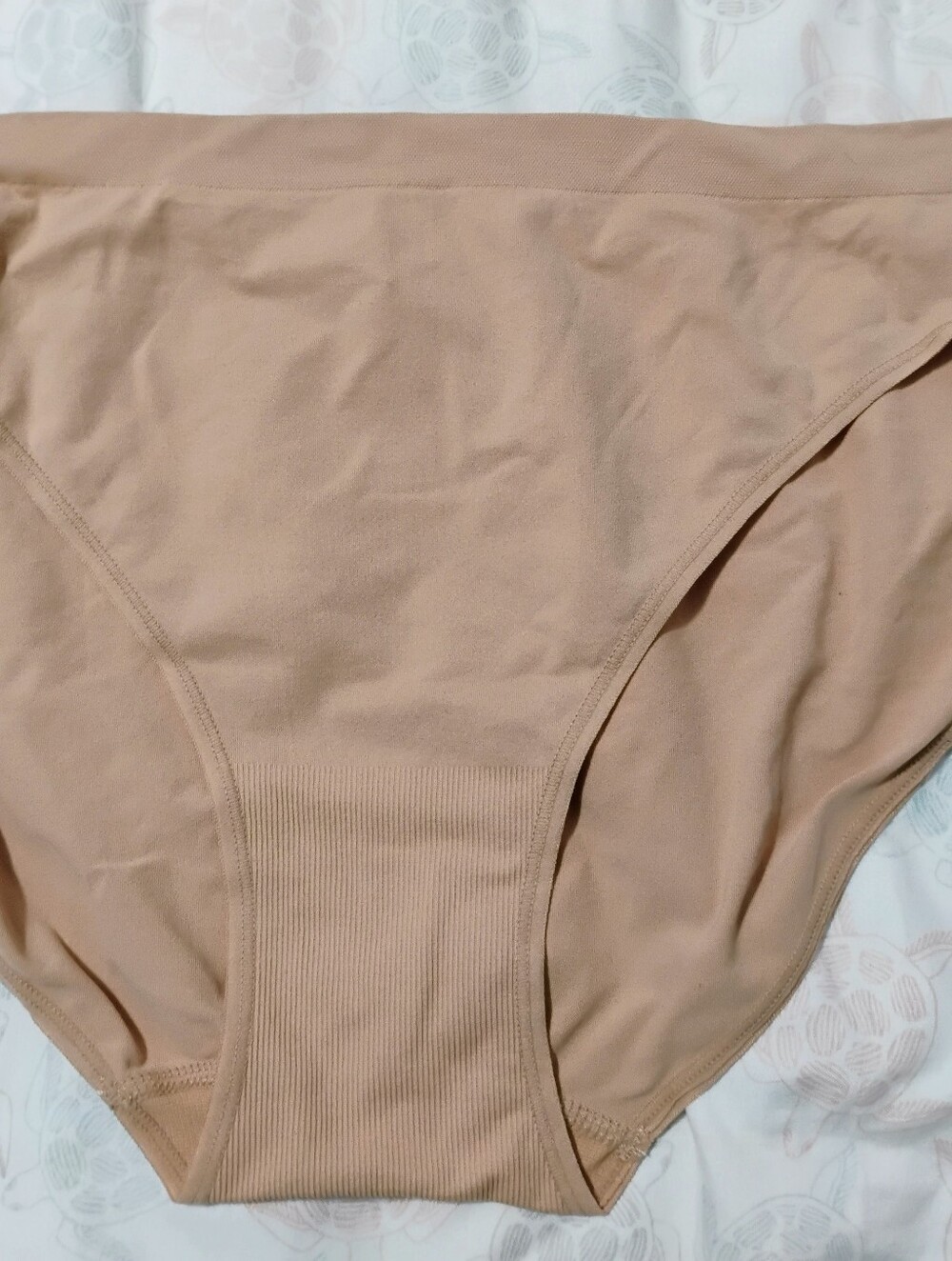 Skims Soft Smoothing Seamless Brief — Clay Size: XL NWT